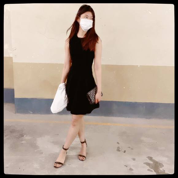 Meet your Posher, Cherry - Picture 1 of 2